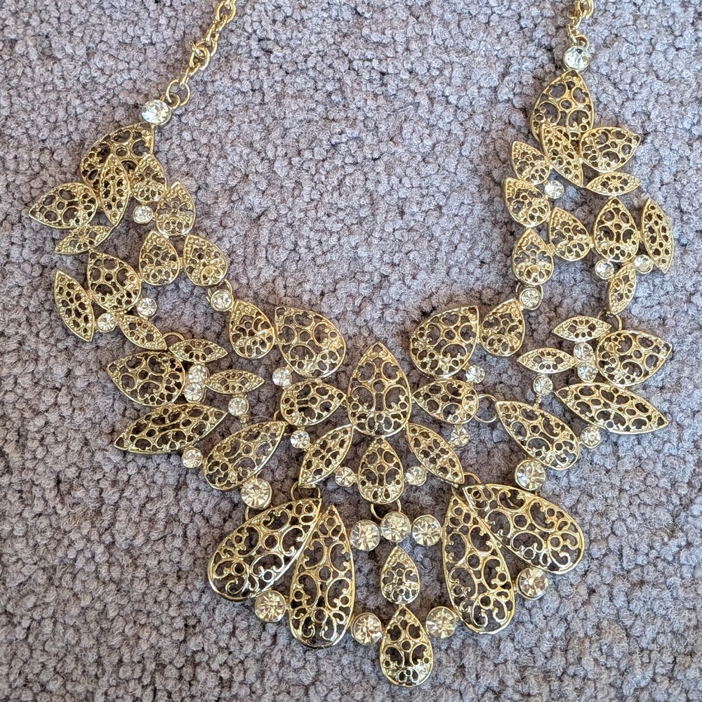 Vintage Bib Necklace